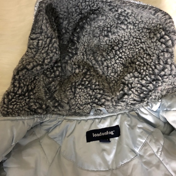 LONDONFOG Girl’s Coat Jacket Sz S - Picture 4 of 5